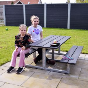 Maintenance-free table and bench set for kids with recycled plastic